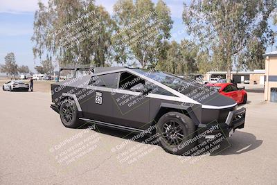 media/Oct-19-2025-Speed Ventures (Sun) [[a6e7fe67be]]/Around the Pits/